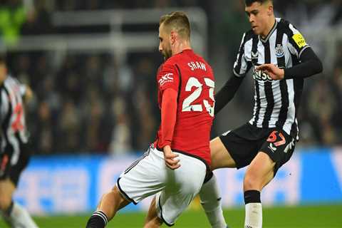 Luke Shaw struggled for Man United in Newcastle United defeat – Man United News And Transfer News