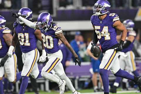 NFL Opening Odds: Vikings open as road favorites over Raiders