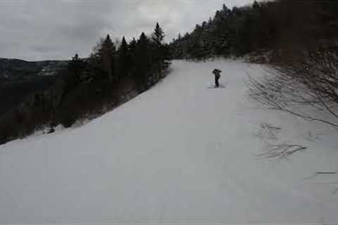 POV. Skiing the Ice coast on twin tips with no edge