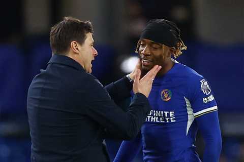 Chelsea Fans Criticize Mauricio Pochettino's Tactical Decision in Crystal Palace Match