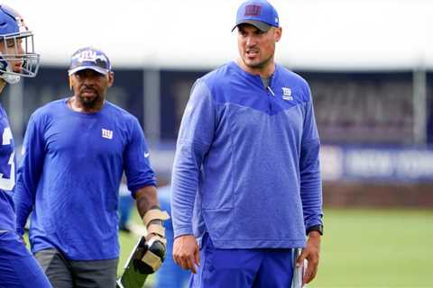 New York Giants’ Mike Kafka completes head coach interview with Titans