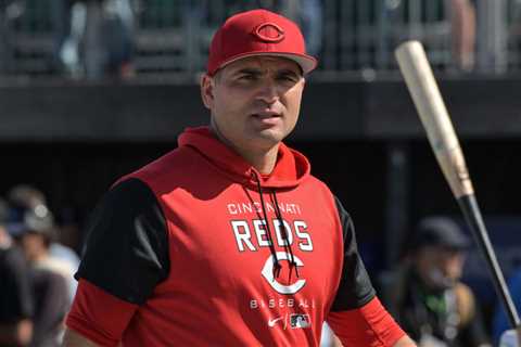 Latest On Joey Votto – MLB Trade Rumors