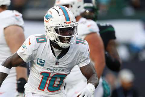 Did the Miami Dolphins offense rely on too much motion?