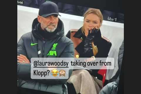 Laura Woods Jokes about Becoming Premier League Manager as Fans Spot Her in Dugout at FA Cup Match