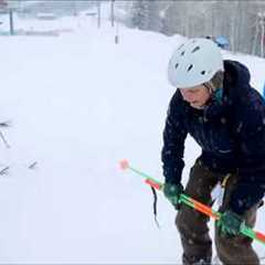 Ski drill for carving, alignment, Vs on Knees