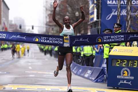 Obiri and Chebet lead Boston Marathon line-ups