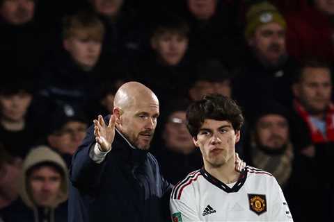 Agent of Man United star slams Erik Ten Hag for Dutchman’s treatment of client