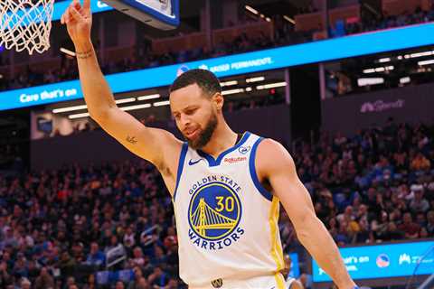 Warriors’ Stephen Curry Joins Kobe Bryant in Exclusive 60-Point Club