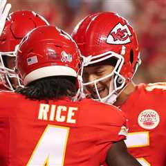 Chiefs News: Patrick Mahomes, Rashee Rice win team MVP, top rookie