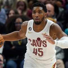 Cavaliers’ Mitchell has ‘wear and tear’ injury that could sideline him weeks