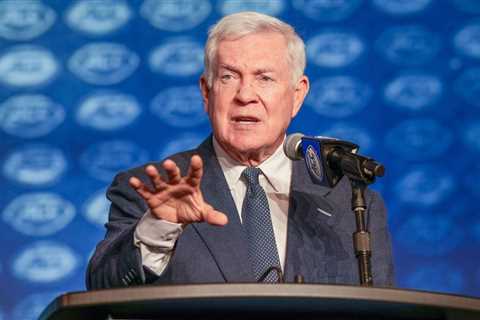 Mack Brown shares one thing he thinks will help college football