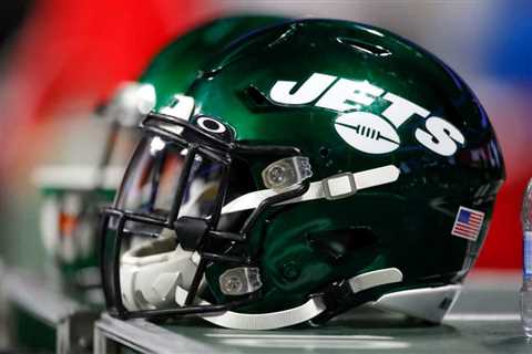 Jets Insider Links Team To Star Offensive Lineman