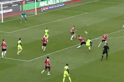 Sunderland's Jobe Bellingham Scores Spectacular Goal, Fans Call for End to Jude Comparisons