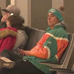 Dolphins fans arrive in frigid KC for Wild Card game