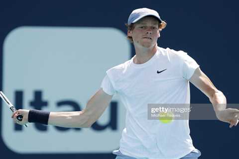 Sinner sinks Medvedev 6-1, 6-2 in Miami semifinals