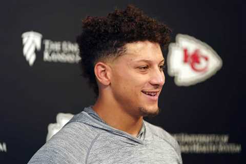 Video Shows Raiders Fans Trolling Patrick Mahomes While On Vacation