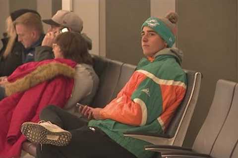 Dolphins fans arrive in frigid KC for Wild Card game