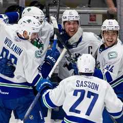 Wouters sends Canucks to series win over Eagles | TheAHL.com