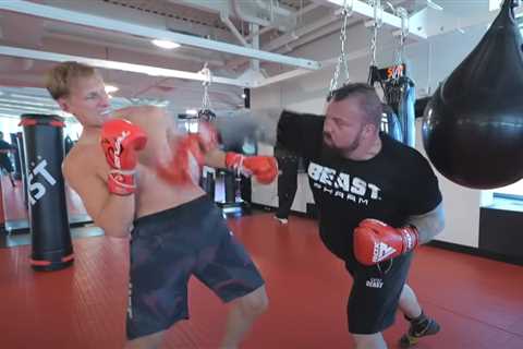 Eddie Hall shares footage from sparring session with top UFC heavyweight Alexander Volkov