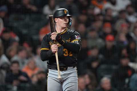 Pirates Option Henry Davis – MLB Trade Rumors