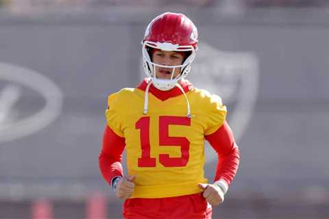 Patrick Mahomes Shows Off Insane Arm Strength In Video