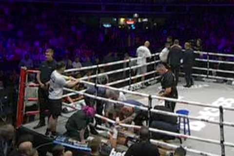 Boxer Darren Johnstone Collapses After Brutal KO on Sky Sports