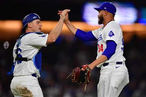 Dodgers Lose Veteran Reliever, Who Elects to Leave Organization