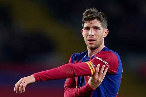 Who should captain Barcelona if Sergi Roberto leaves?