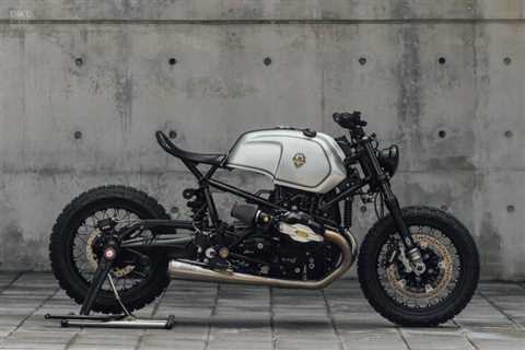 Bayern Madness: Another knockout BMW R nineT by Rough Crafts