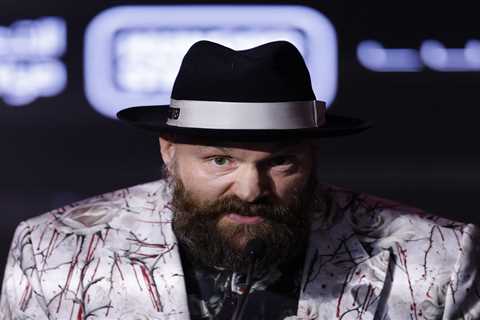 TYSON FURY VOWS TO PUT OLEKSANDR USYK IN THE HURT LOCKER AHEAD OF REMATCH