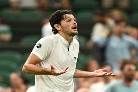 When Your Boyfriend's Tennis Match Nearly Gives You a Heart Attack