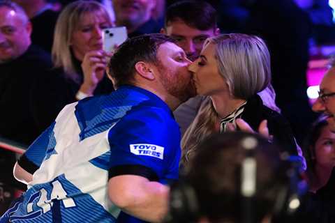 Well, This Stings: Darts' Favorite Couple Just Called It Quits