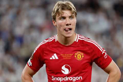 AC Milan Pursue Hojlund Loan Deal as Man United Seek Permanent £39.8m Transfer