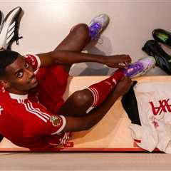Isak Completes £125m Liverpool Move from Newcastle