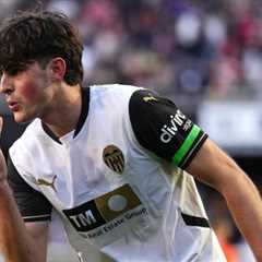 Guerra Signs New Valencia Deal Until 2029 Despite Real Madrid Interest