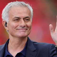 Mourinho in Advanced Benfica Talks After Lage Sack