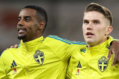 Gyokeres Supports Isak Over Newcastle Transfer Dispute
