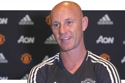 Butt: Man Utd Should Have Signed Watkins Over Sesko