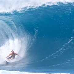 2025’s Best Surfers | O‘ahu 4K Raw Waves